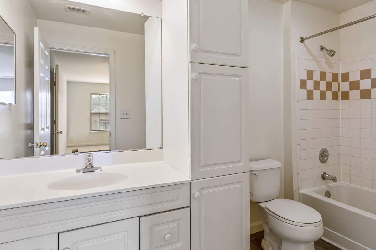 Photos and Video of Orchards Apartments in Marlborough, MA